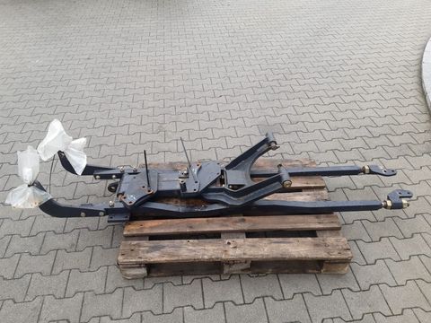Sonstige Hinterachsabstützung zu Steyr Kompakt 495
