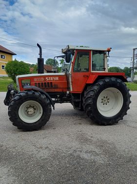 Steyr 8110