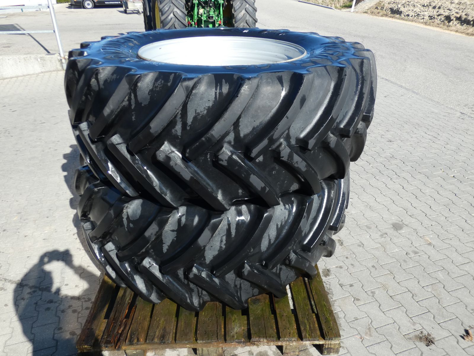 Continental 710/70R42 3