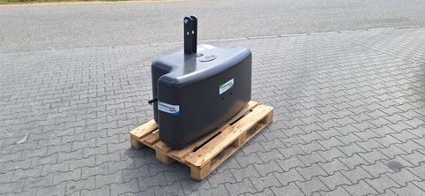 Fliegl AgroCenter Gewicht 750kg 