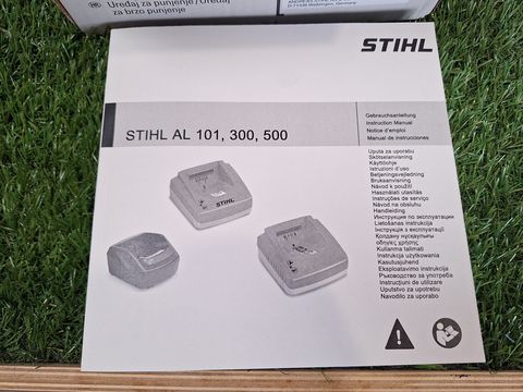 Stihl AL500 Ladegerät 