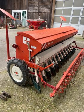 Reform Semo 99 3,0m mit Fahrgassenschaltung