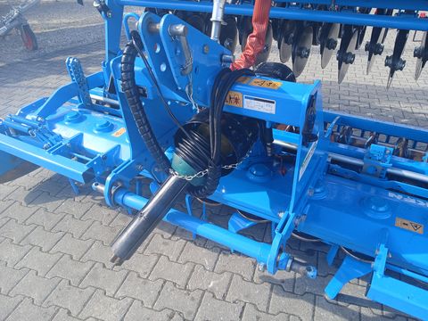 Lemken Zirkon 8/300 und Saphir 8/300 DS ISOBUS