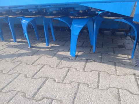 Lemken Zirkon 8/300 und Saphir 8/300 DS ISOBUS