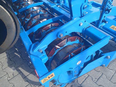 Lemken Zirkon 8/300 und Saphir 8/300 DS ISOBUS