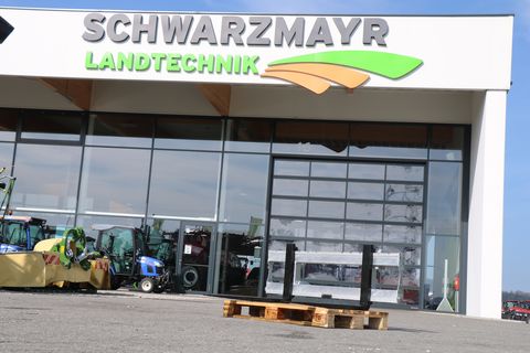 Fliegl AgroCenter Paletteng 1500B+