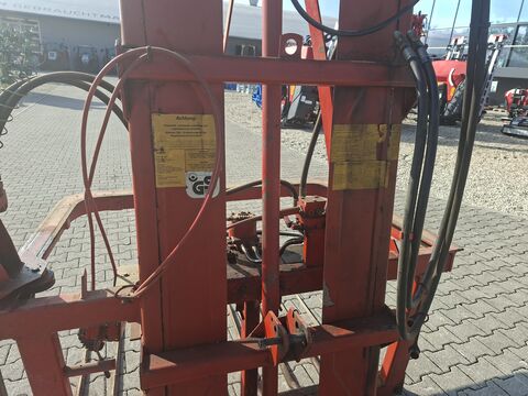 Strautmann Hydrofix Blockschneider mit Hubgerüst