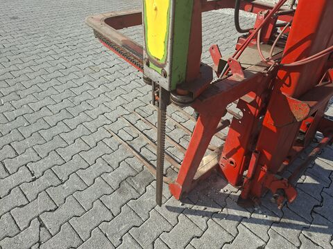 Strautmann Hydrofix Blockschneider mit Hubgerüst