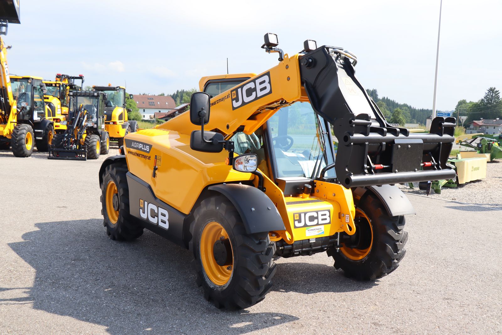 JCB 525-60 AGRI Plus 3