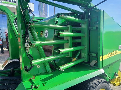 John Deere 678
