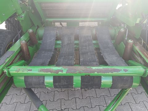 John Deere 678