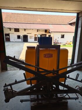 Jessur 650 Liter 12m mechalisch klappbar