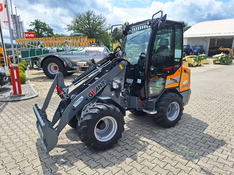 Giant G2500 HD