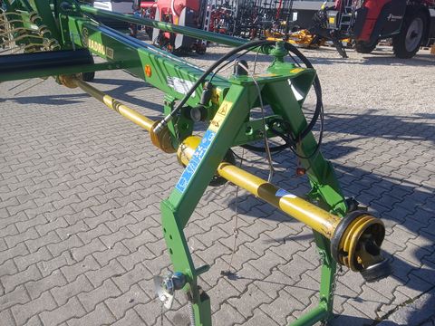 Krone Swadro 807