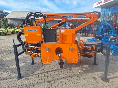 Fiedler Frontlausleger FFA700 