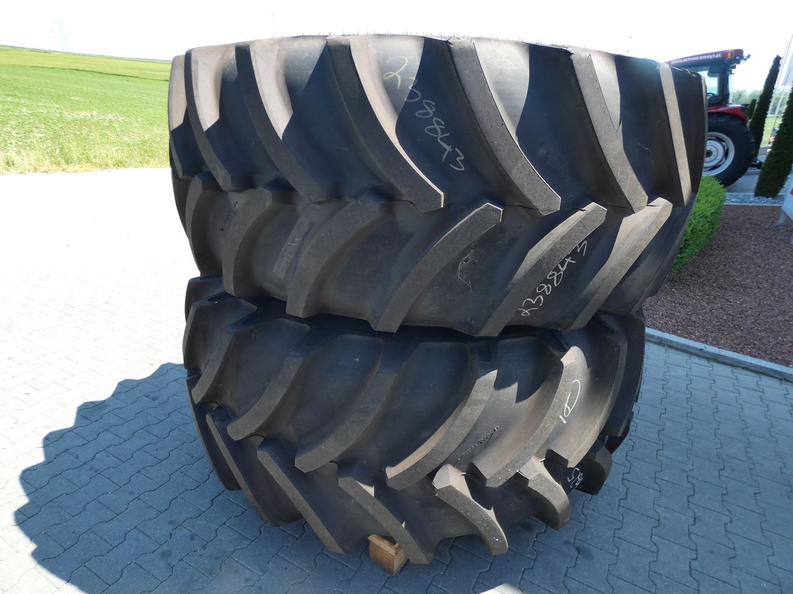 Good Year 800/70R38+620/70R26 2