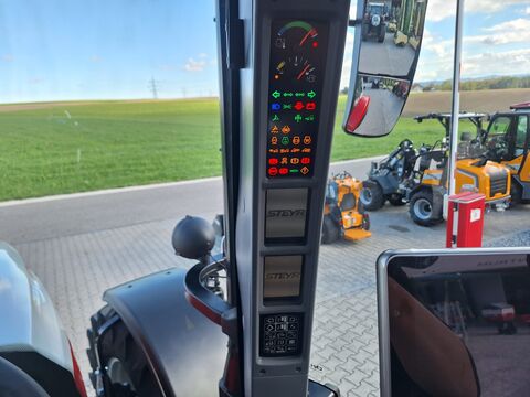 Steyr 6150 Profi CVT (Stage V)