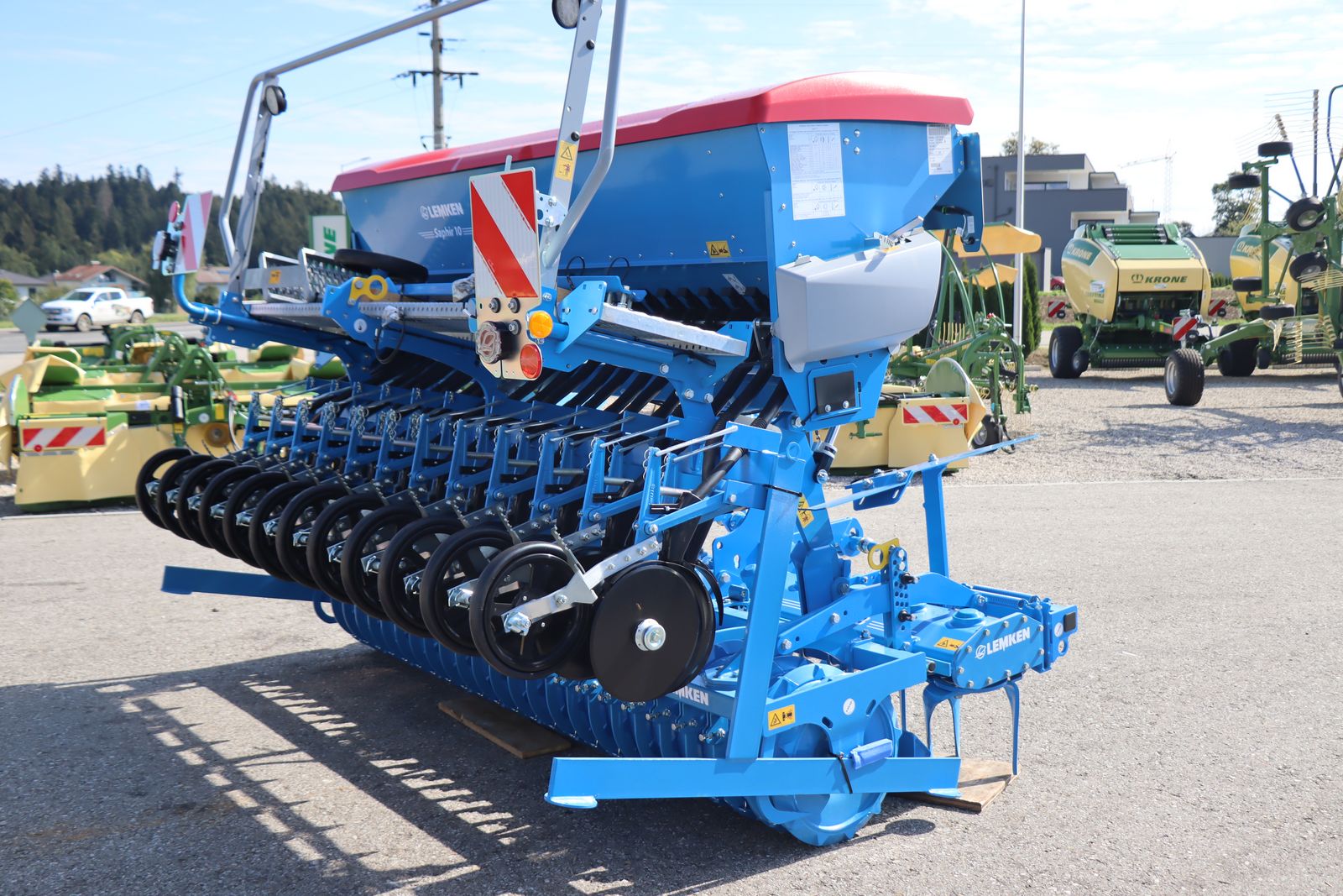 Lemken Zirkon 8+Saphir 10  3