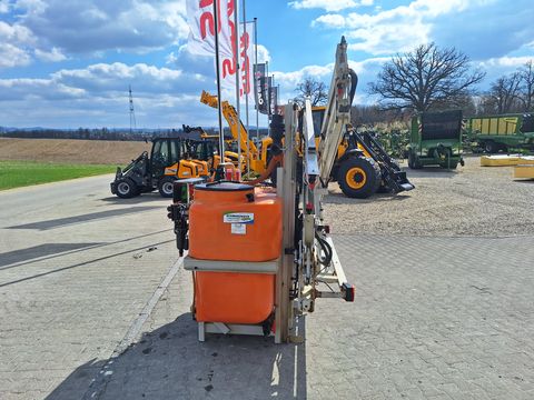 Jessernigg A 800 mit 12m hydraulisch klapppbaren Spritzgest