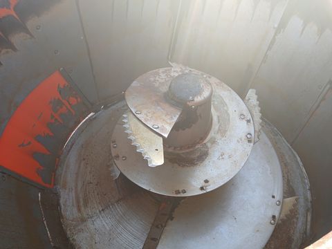 Kuhn Euromix I 870