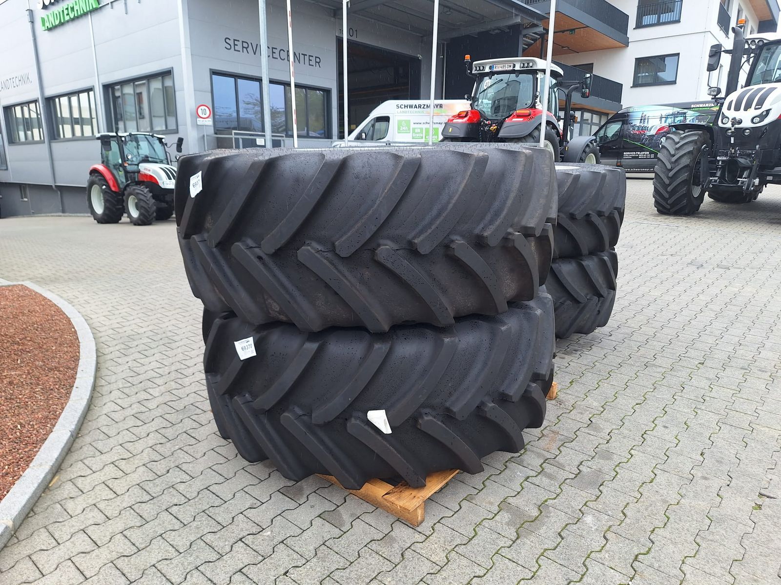 Continental 710/60R42+600/60R30 Kompletträder  3