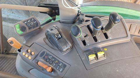 John Deere 5090R