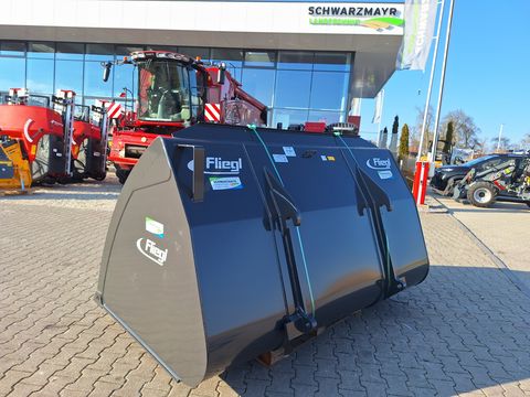 Fliegl Bulk Material Shovel 24