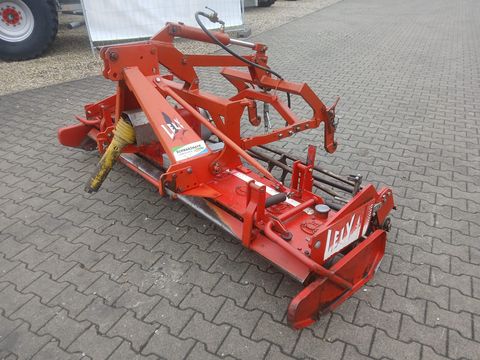 Lely Terra 250 mit hydr. Anbauteilen