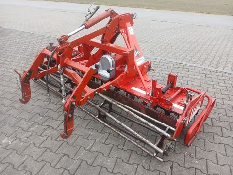 Lely Terra 250 mit hydr. Anbauteilen