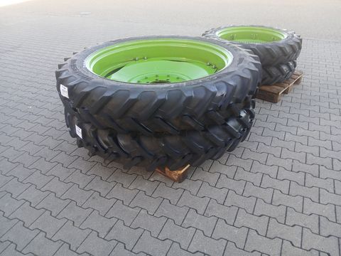 Sonstige 300/95R46 + 230/95R32