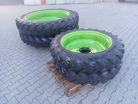 Sonstige 300/95R46 + 230/95R32