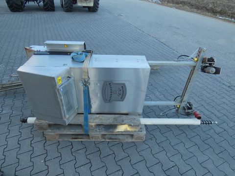 Sonstige Wasserbauer Bullmeister E200 Fütterungsgerät