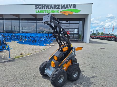 Giant GS900 SKID