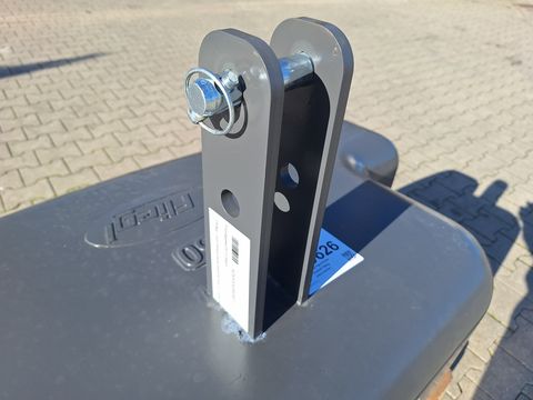 Fliegl AgroCenter Gewicht 750kg 