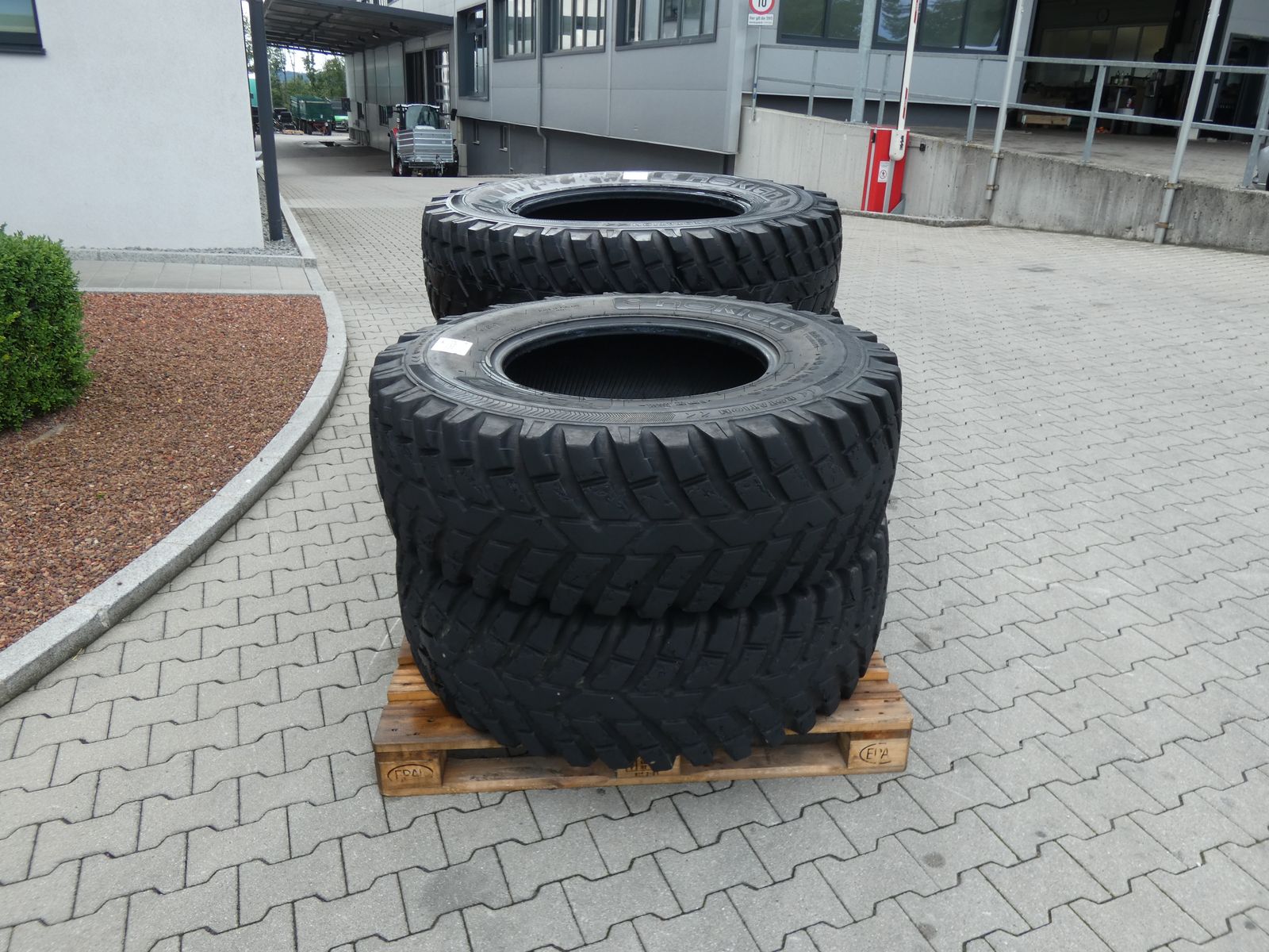 Nokian 400/80R24+480/80R34 2