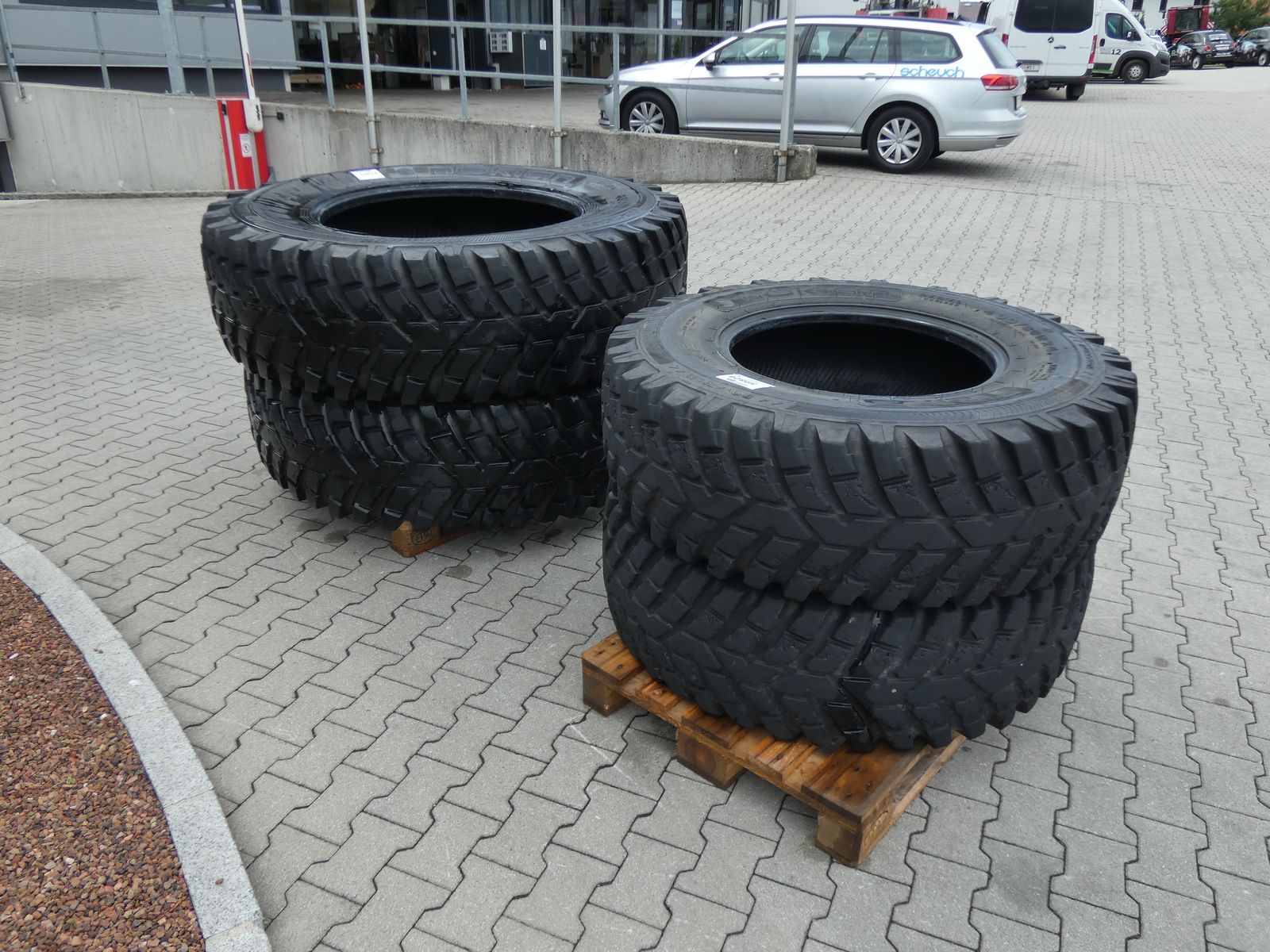 Nokian 400/80R24+480/80R34 3