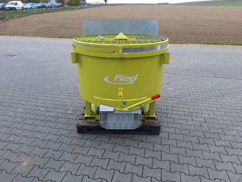 Fliegl AgroCenter Favorite 600lt. Betonmischer