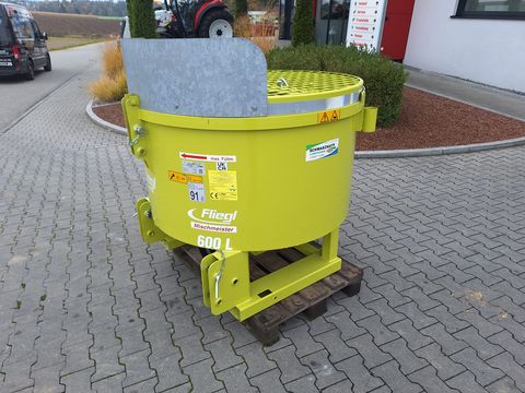 Fliegl AgroCenter Favorite 600lt. Betonmischer