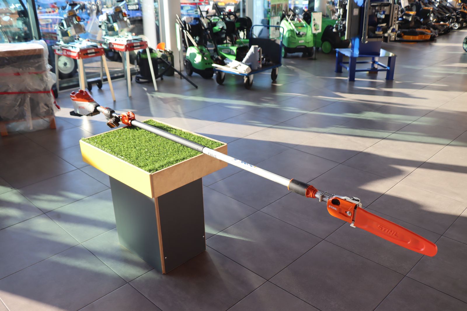 Stihl HTA 135 30cm  3