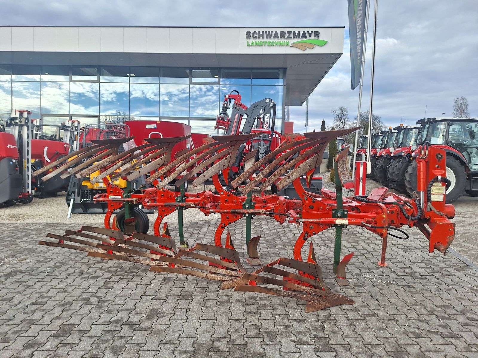 Vogel&Noot XMS 4 1050 VS mit hydraulischer Steinsicheurng u 2