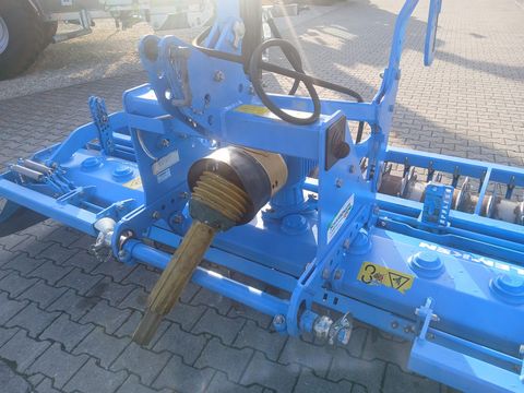 Lemken Zirkon 8/300 mit hydr. Anbauteilen