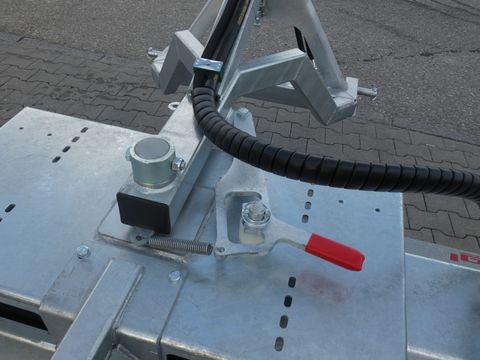 Sonstige Fliegl AgroCenter Kehrmaschine 2300