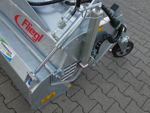 Sonstige Fliegl AgroCenter Kehrmaschine 2300