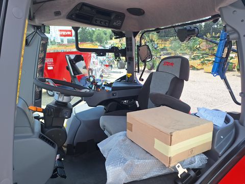 Steyr 6150 Profi CVT (Stage V) 