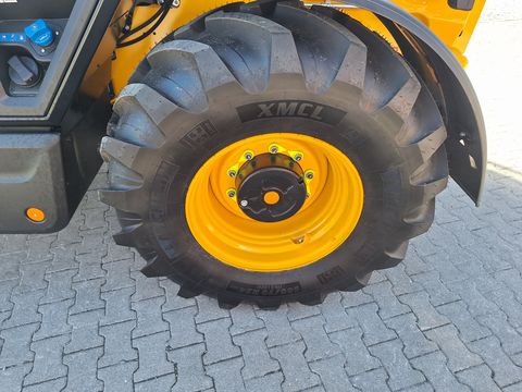 JCB 542-100 Agri XTRA DT