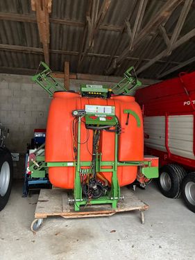 Jessernigg Prolight 1400 mit 15m hydr. klappbaren Spritzges