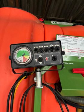 Jessernigg Prolight 1400 mit 15m hydr. klappbaren Spritzges