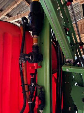 Jessernigg Prolight 1400 mit 15m hydr. klappbaren Spritzges