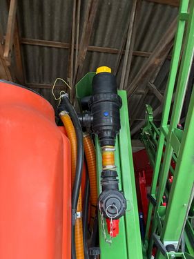 Jessernigg Prolight 1400 mit 15m hydr. klappbaren Spritzges