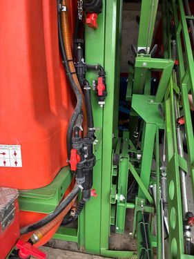 Jessernigg Prolight 1400 mit 15m hydr. klappbaren Spritzges